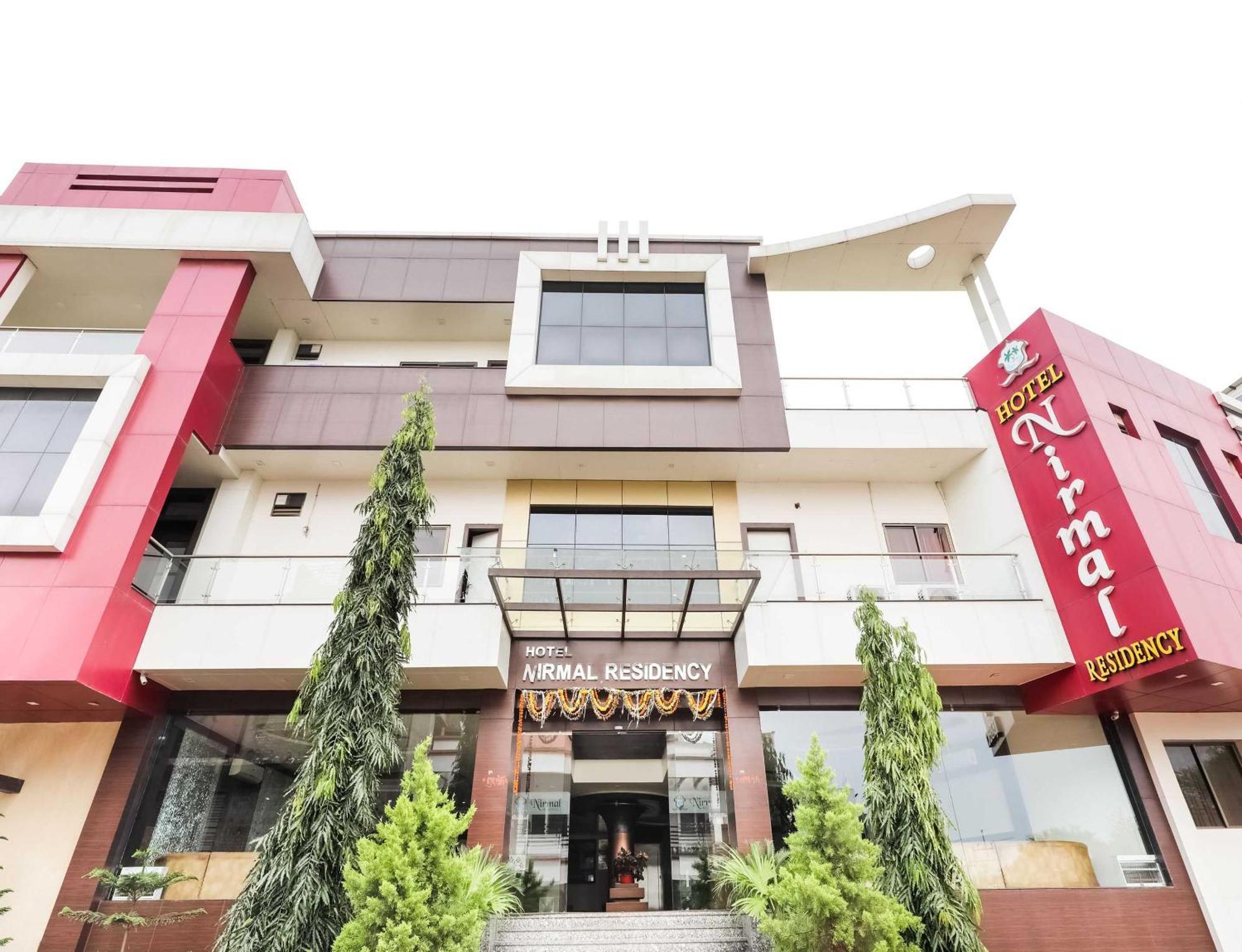 Super Townhouse Lalghati Near Airport Bhopal Bagian luar foto