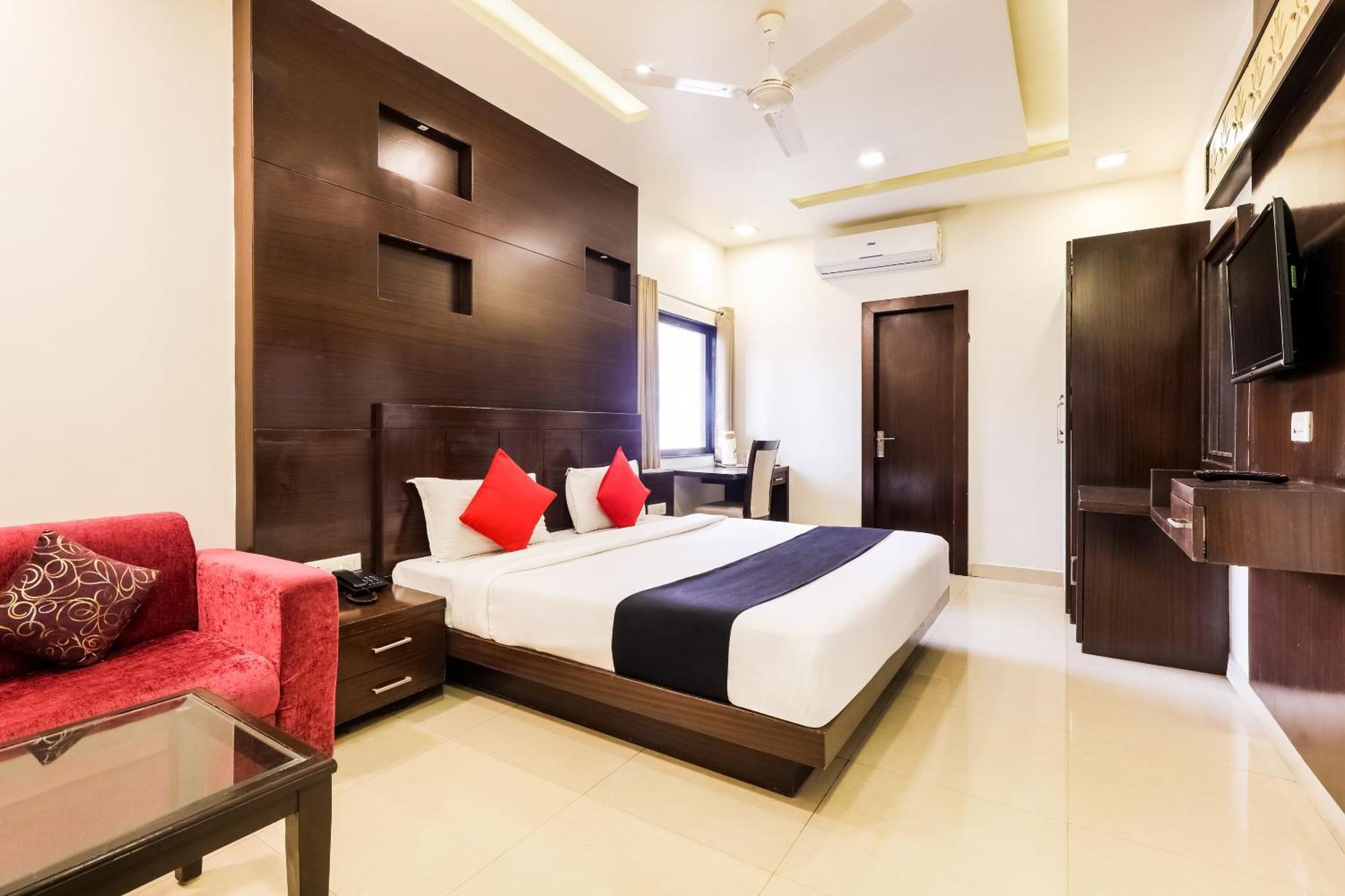 Super Townhouse Lalghati Near Airport Bhopal Bagian luar foto