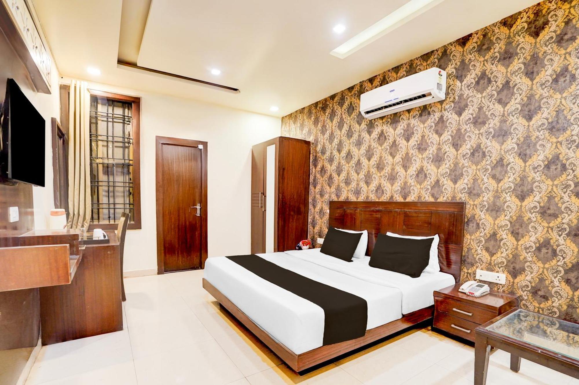 Super Townhouse Lalghati Near Airport Bhopal Bagian luar foto