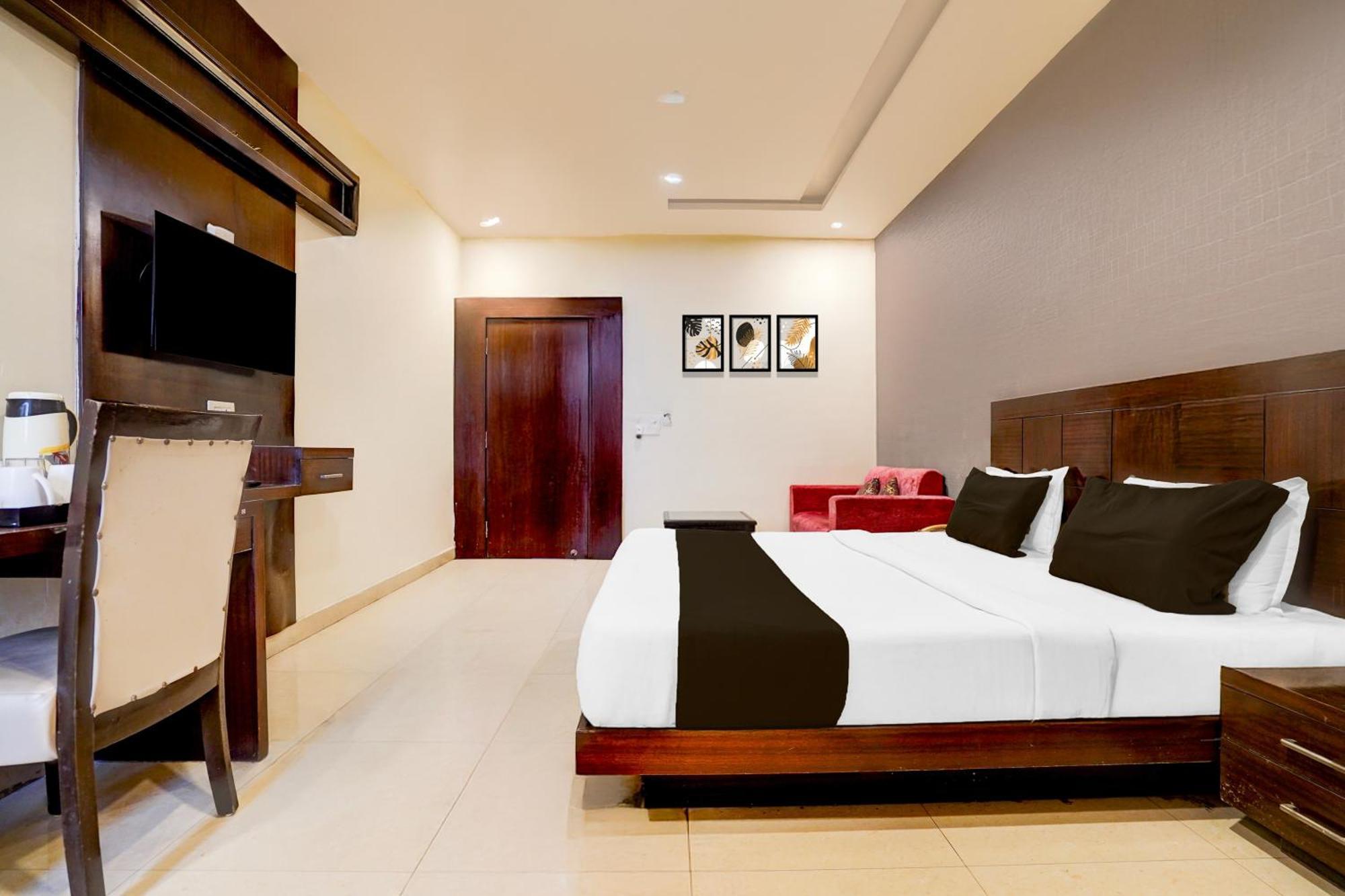 Super Townhouse Lalghati Near Airport Bhopal Bagian luar foto