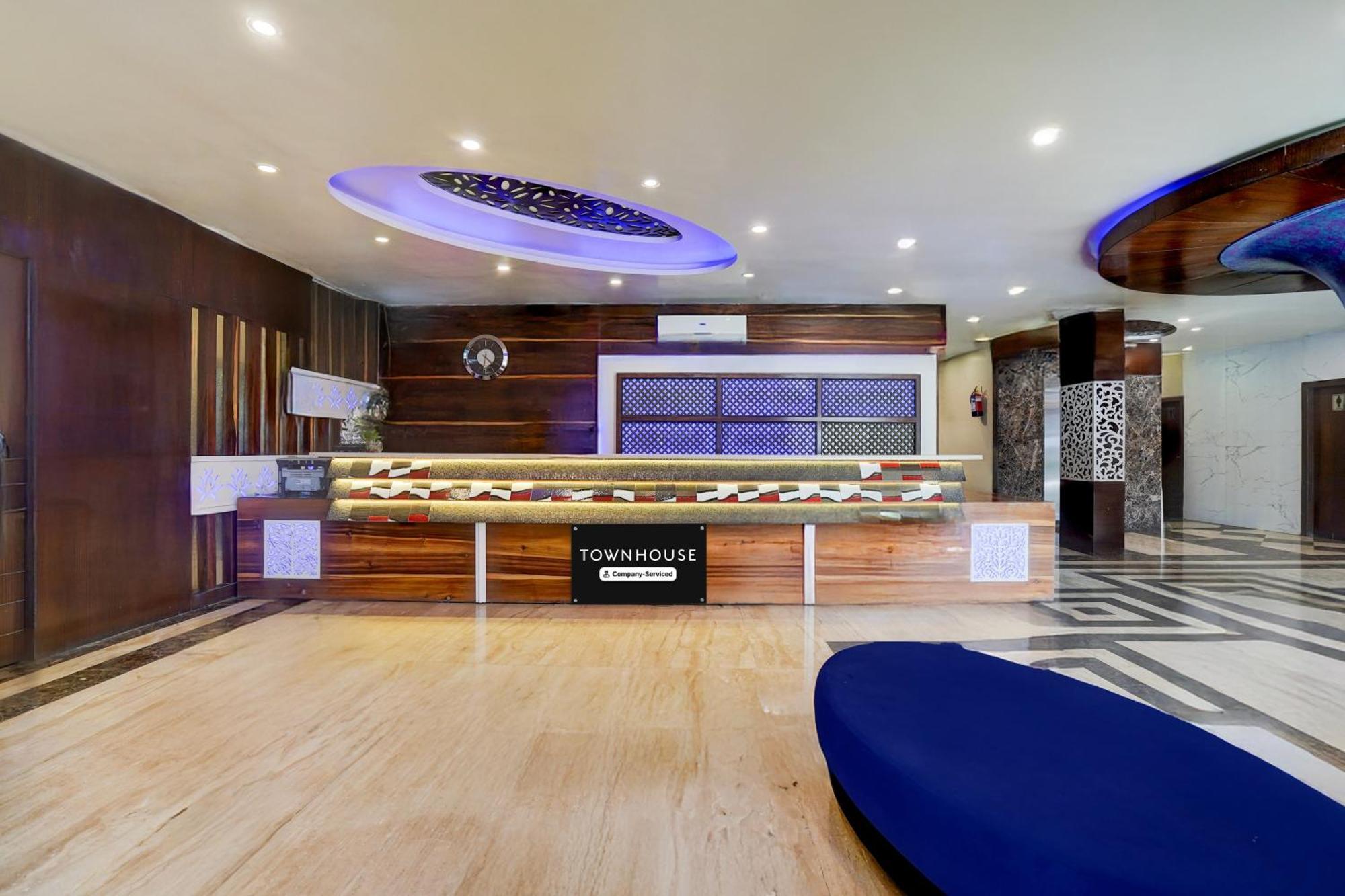 Super Townhouse Lalghati Near Airport Bhopal Bagian luar foto
